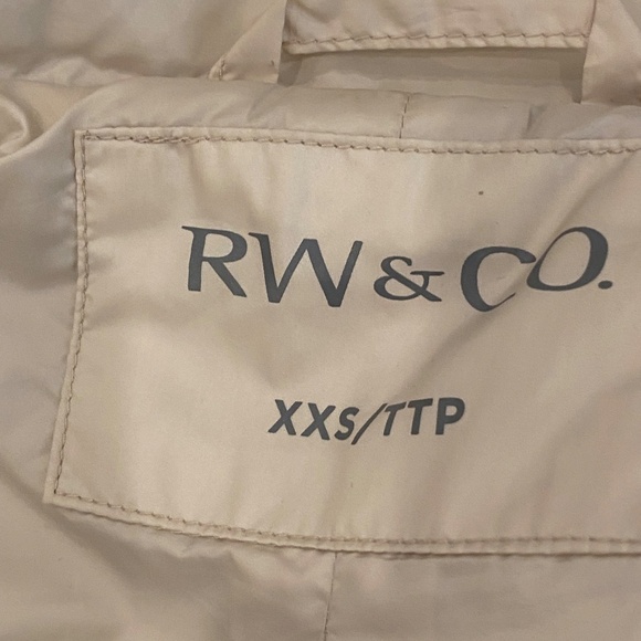 RW&Co puffy vest - XXS - Picture 3 of 4